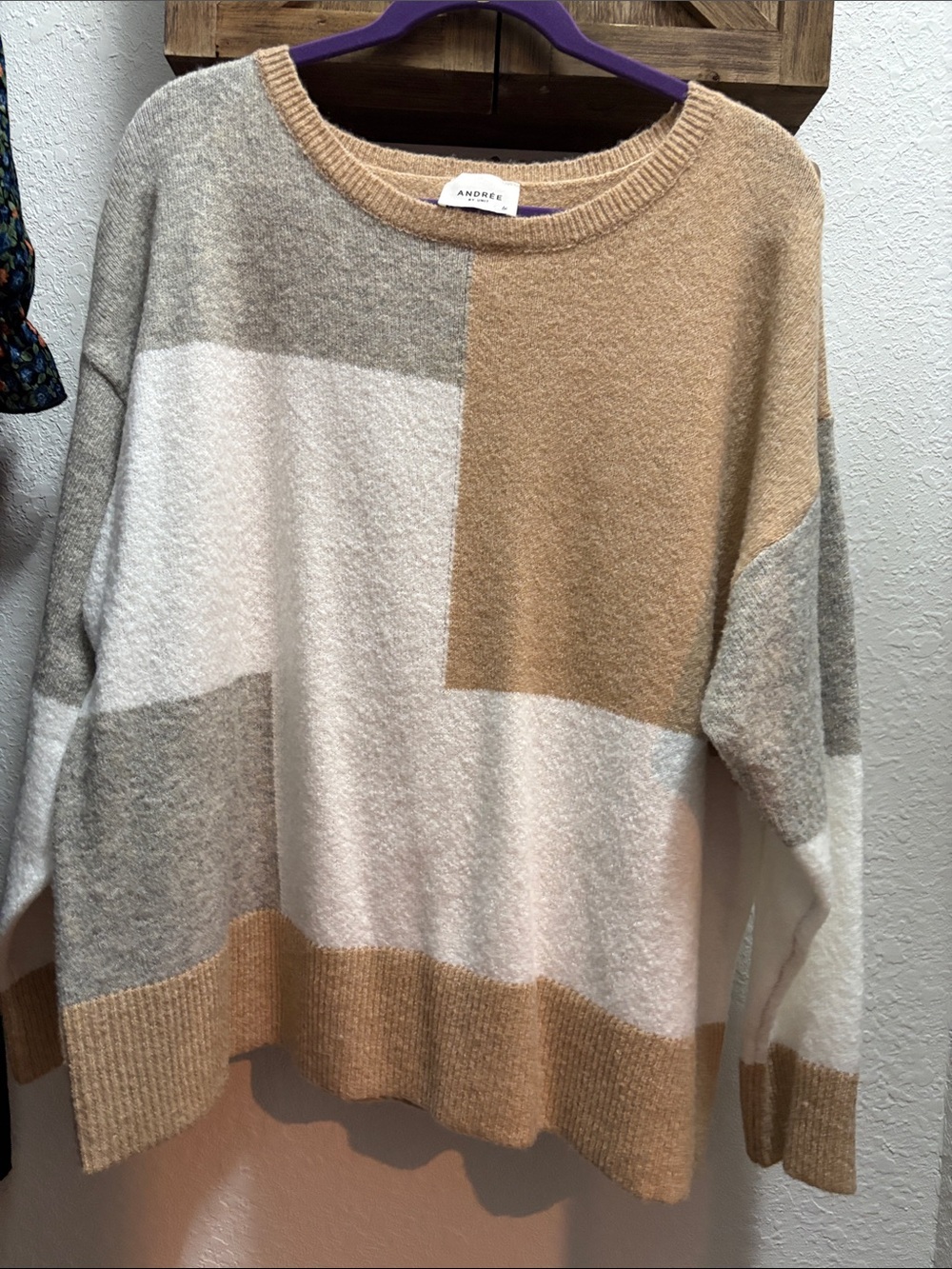 Andree Colorblock Crewneck Sweater - Cream, Tan, Gray